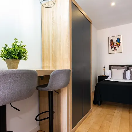 R&b Mila Apartman Barcelona